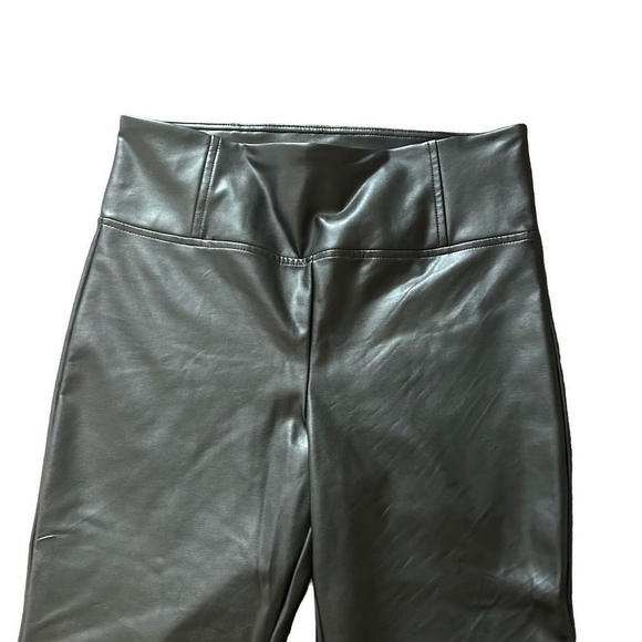 Badgley Mischka Faux Leather Straight Leg Pants Size‎ Medium Black - Picture 3 of 10